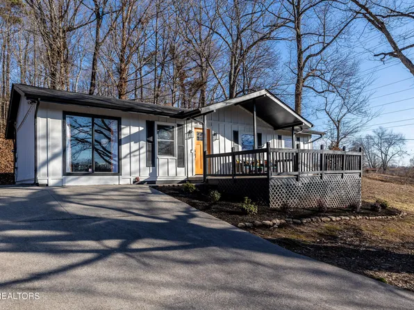 2915 Nickle Rd, Knoxville, TN 37921