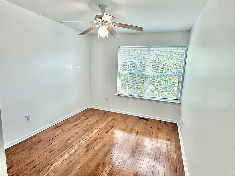 1209 Blossom Cir — Photo 20