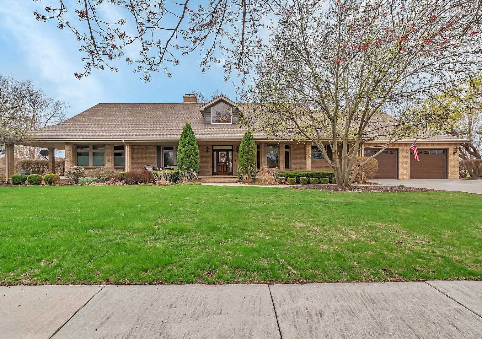 3970 W Nettle Creek Dr, Morris, IL 60450 | Zillow