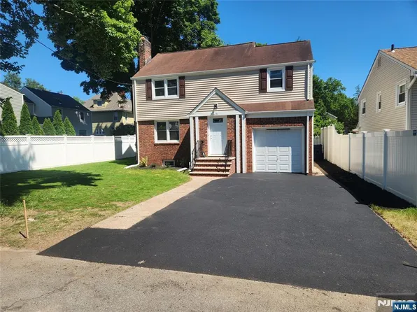 78 Herman St, Hackensack, NJ 07601