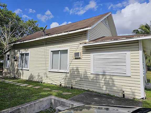 4th image of 205 N F Street