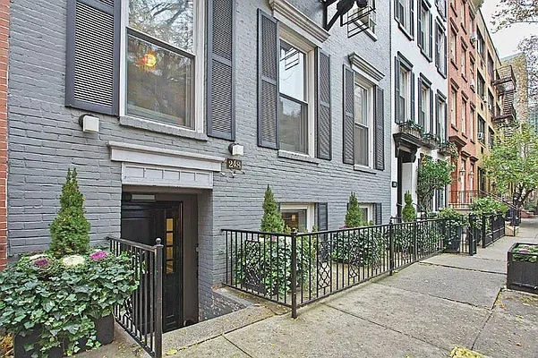 Rented by Bold New York | media 14