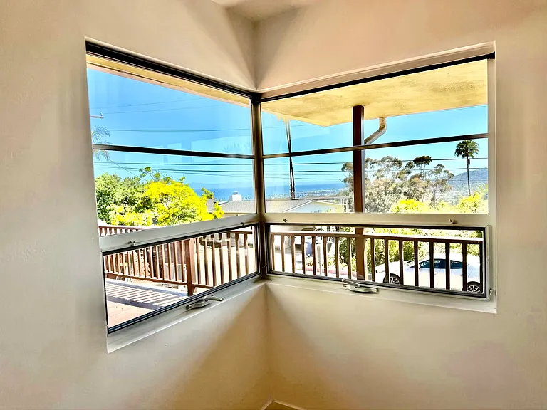 Harbor View -Primary Bedroom