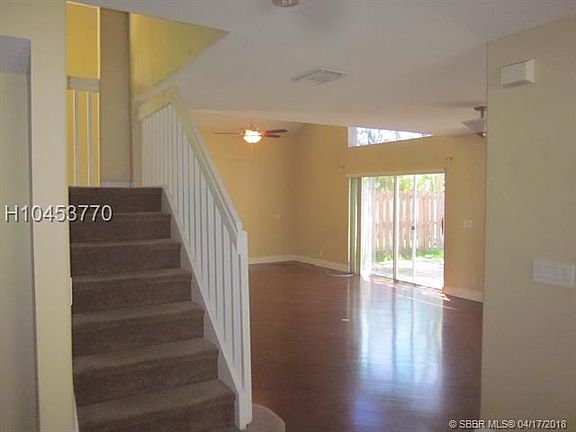 3rd image of 3812 SW 53rd Ct