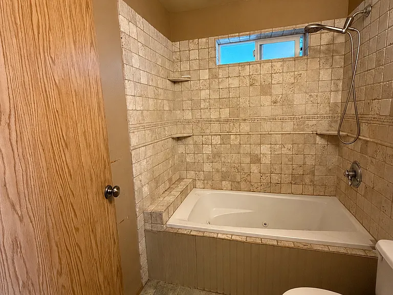 13803 SE 195th Ct — Photo 10