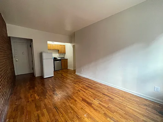 Rented by Best Apartments North Inc | media 20