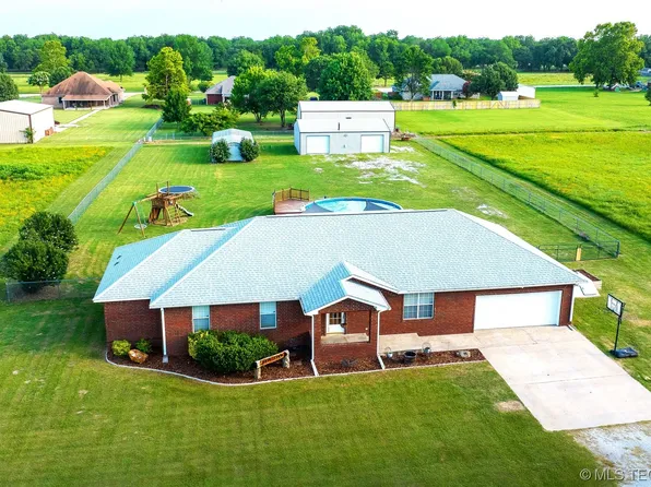 210 Viking Loop, Ardmore, OK 73401