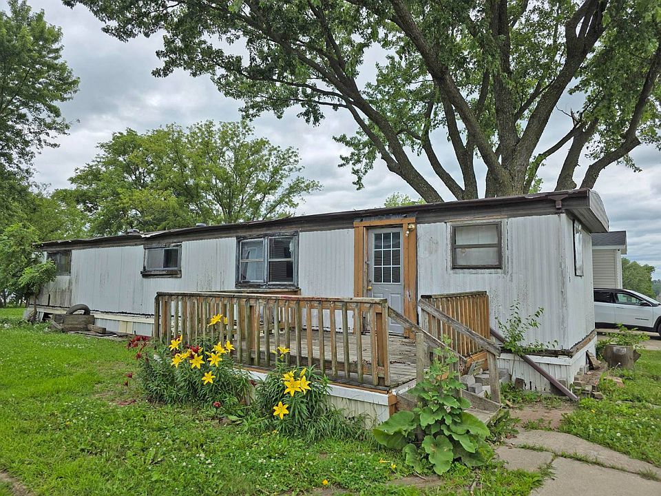 1st image of 2404 N 8th St Lot 104