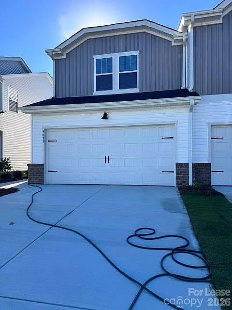 9033 Foggy Brook Loop