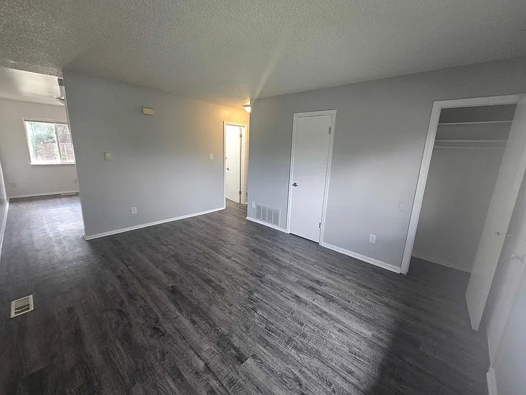 325 S Murray Blvd — Photo 6