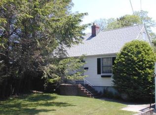 15 Stearns St, Swampscott, MA 01907