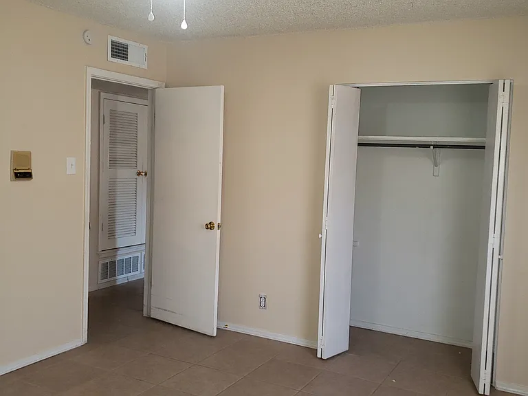 6944 Ramada Dr — Photo 15