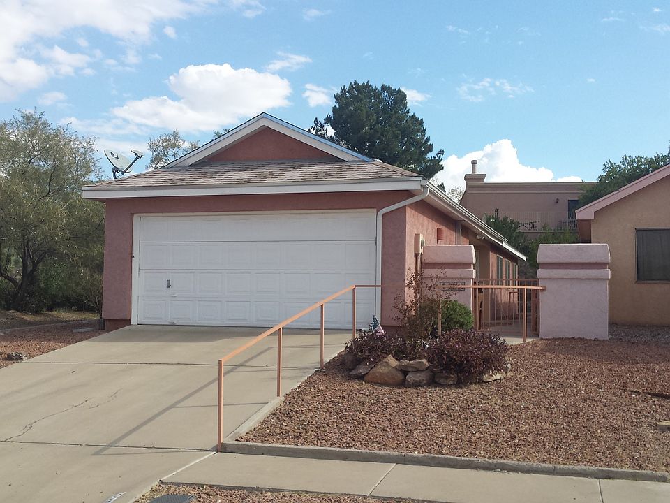 1st image of 2243 La Paloma Dr