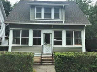 12 Woodlawn Ave, Ansonia, CT 06401