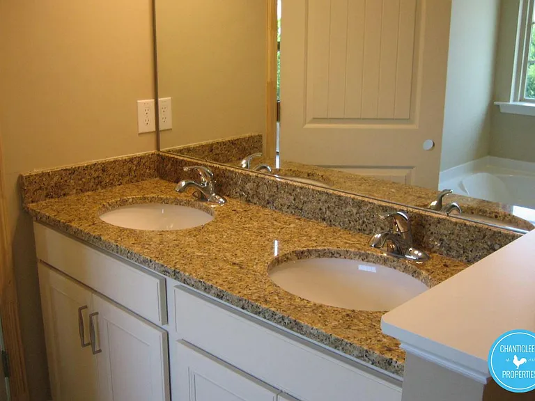2332 Cedar Rock Dr — Photo 8