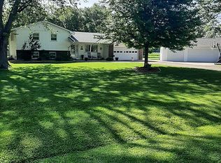 997 Francis Dr, Knoxville, IL