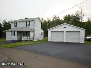 Home w/ Nice 2 Car Garage