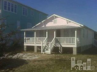 104 Dow Ave, Carolina Beach, NC 28428