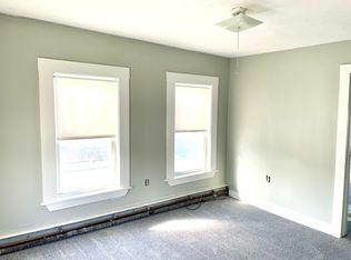 35 Bemis Rd FLOOR 2, Fitchburg, MA 01420