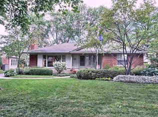 16176 Wetherby St, Beverly Hills, MI 48025