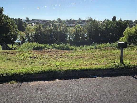 3rd image of 1719 Lake Ave