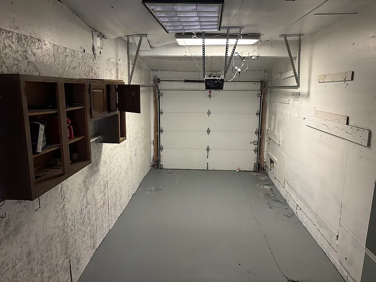 701 N Doris St — Photo 18