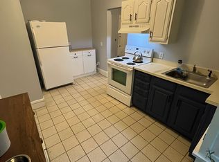 140 Arnold St E #1L, Riverside, RI 02915