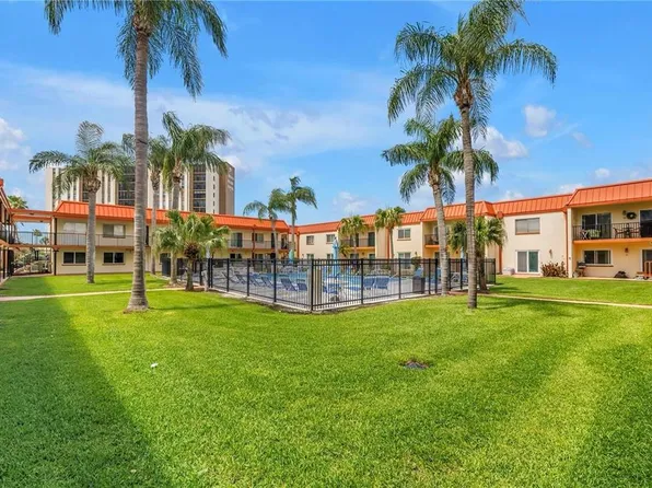 10365 Paradise Blvd, Treasure Island, FL