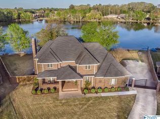 22058 Ida Ln, Athens, AL 35613