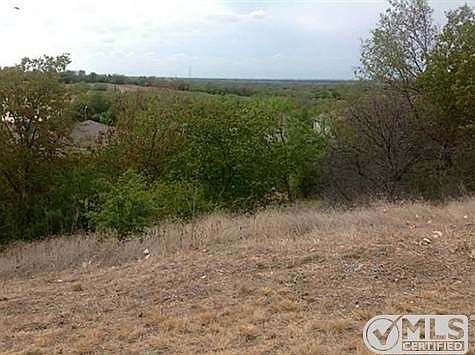 1st image of 6423 Lake Bluff Dr