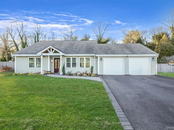 36 American Avenue, Coram, NY 11727