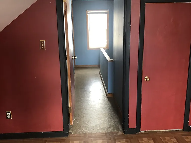 539 Elm St — Photo 12