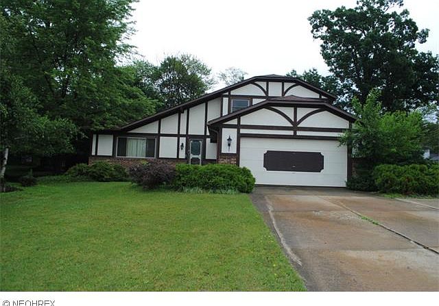 1st image of 9015 Running Brook Dr