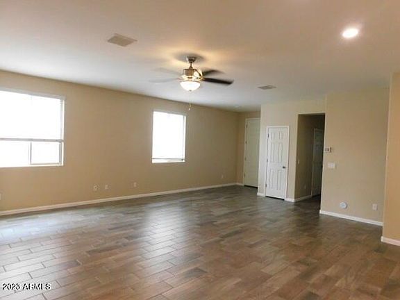2nd image of 888 E Aberdeen Dr