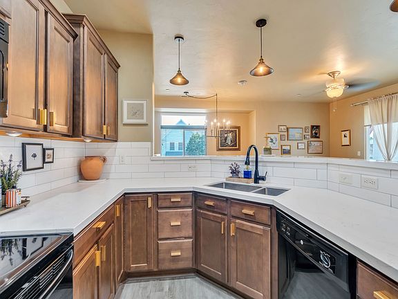 3rd image of 10706 S Topview Rd
