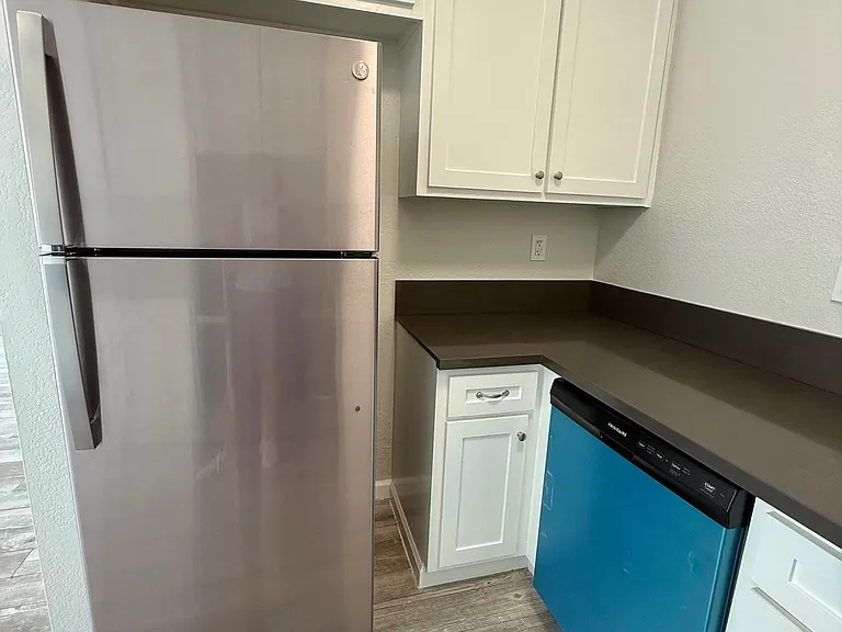 3348 Pasadena Ave #101 — Photo 12
