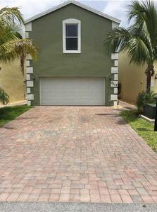 3217 Johns Place, Palm Springs, FL, 33461