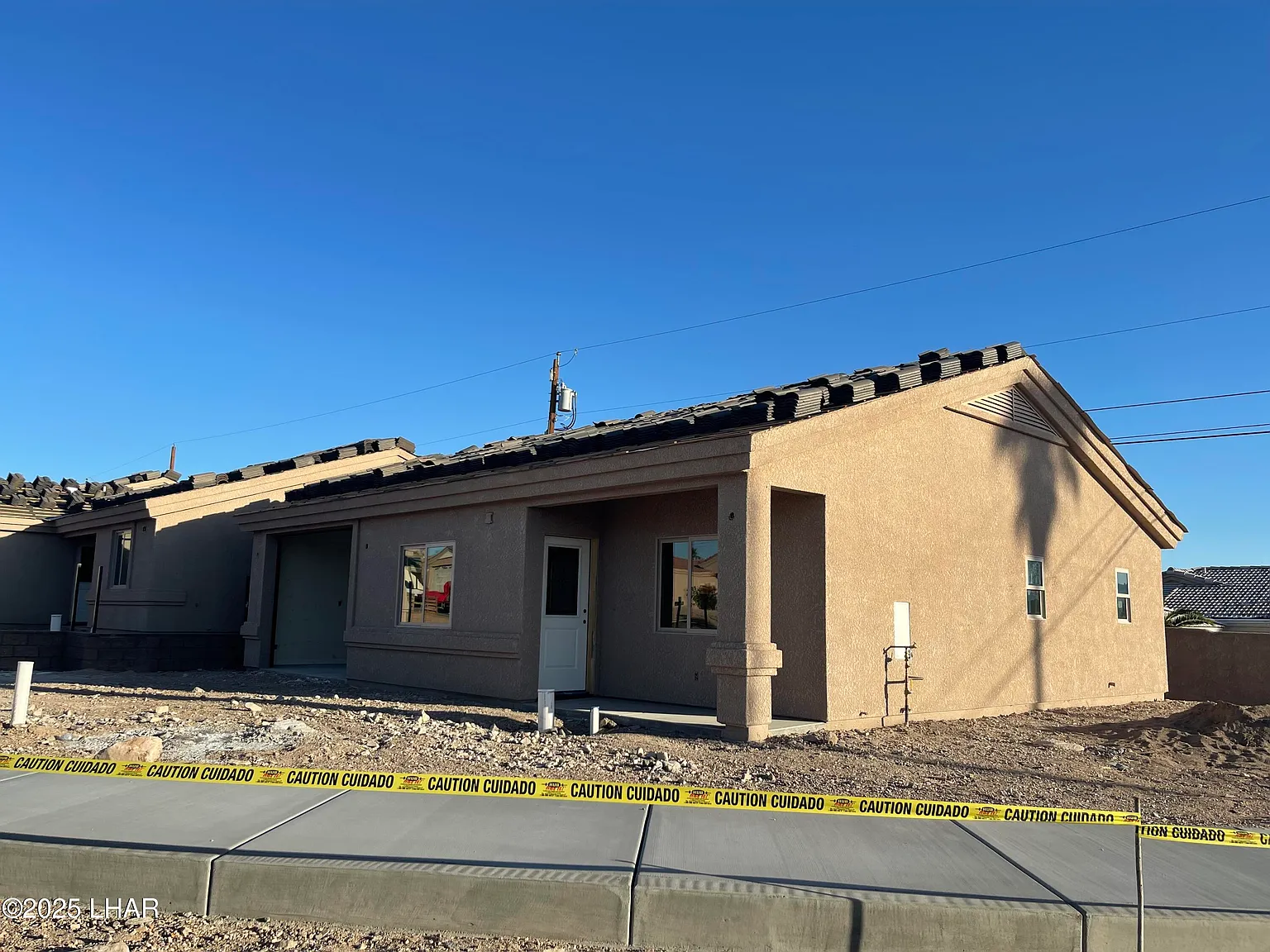 2 bed, 2.0 bath, 800 sqft, $1,600 — Photo 1