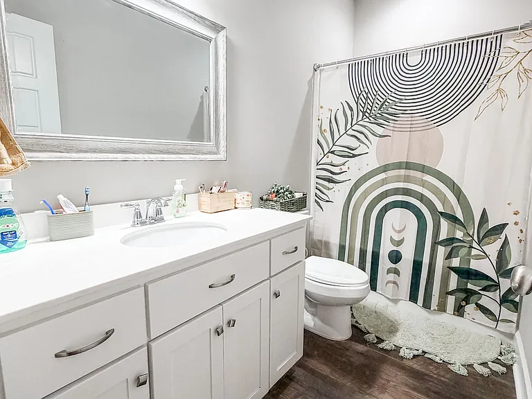 106 Pomegranate St — Photo 12