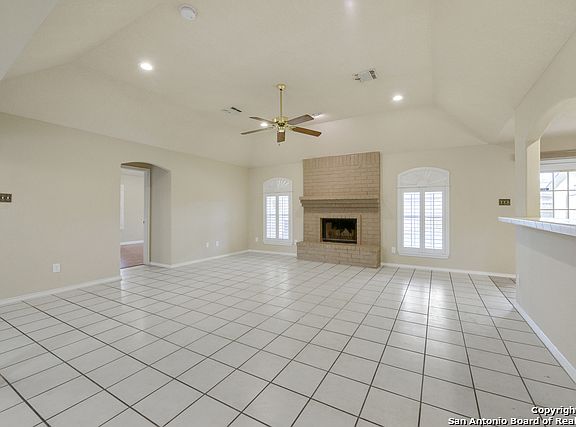 5th image of 8238 Misty Willow St