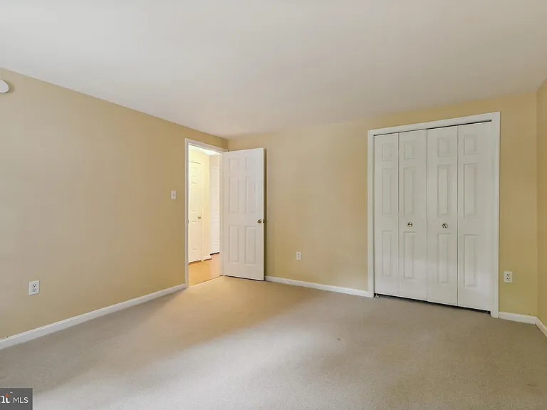 7230 Taveshire Way — Photo 15