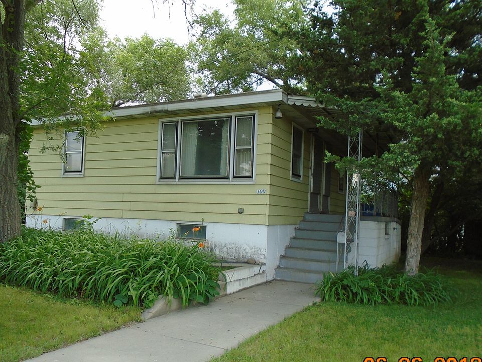 1st image of 100 Buck St