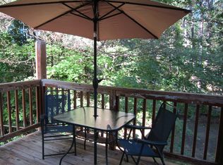 24 Landmark Ln #B, Goffstown, NH 03045