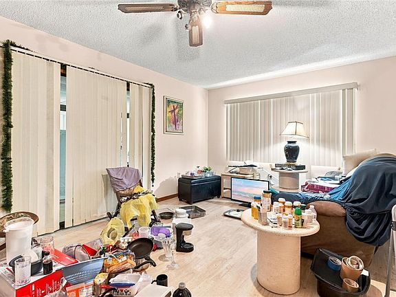 3rd image of 10081 SW 100TH AVENUE