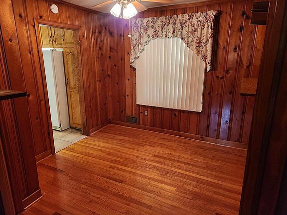 5th image of 435 Maplewood Dr