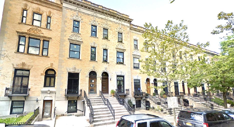 1st image of 210 W 139th St
