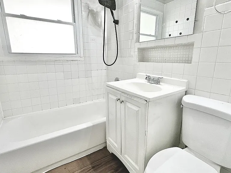 15043 Meadow Ln — Photo 12