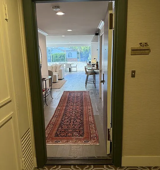 865 Comstock Ave #3E — Photo 2