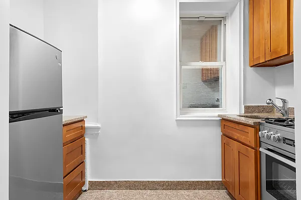 Sold by Compass | media 3