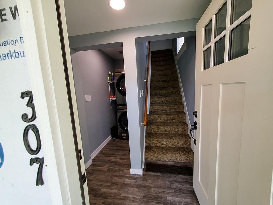 1st image of 307 N Elm St #307